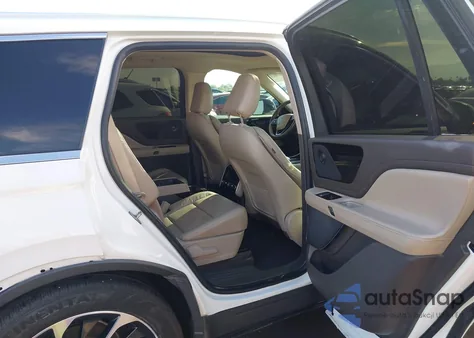 2022 Lincoln Aviator Reserve z USA, uszkodzony, nr VIN 5LM5J7WC6NGL20461